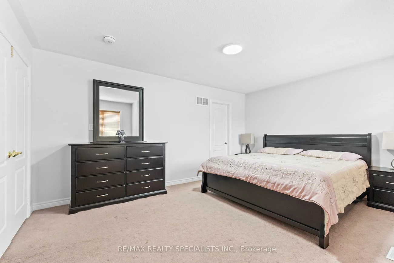 38, Stephanie, Bram West, Brampton
