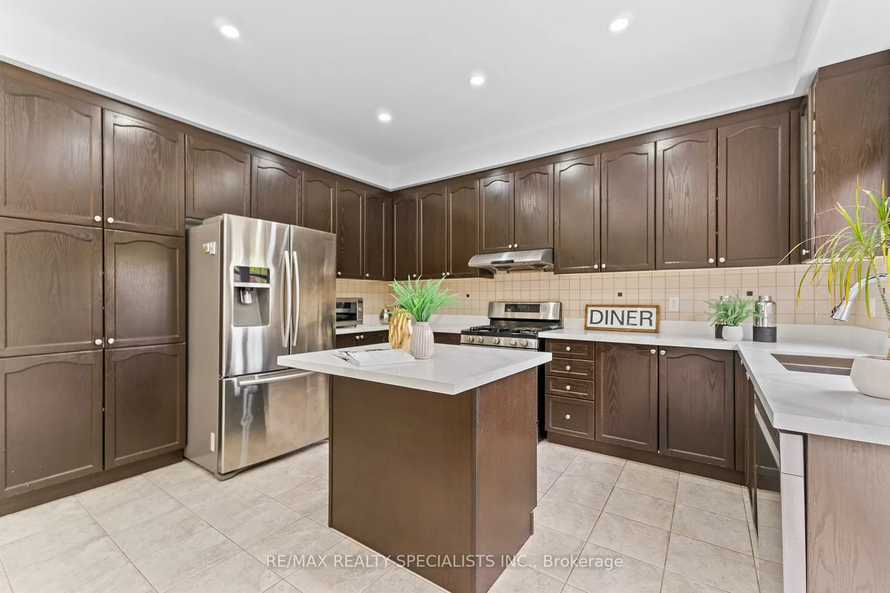 38, Stephanie, Bram West, Brampton