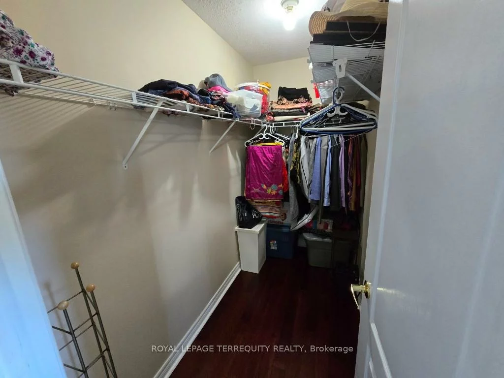 3, Rainy Dale, Madoc, Brampton