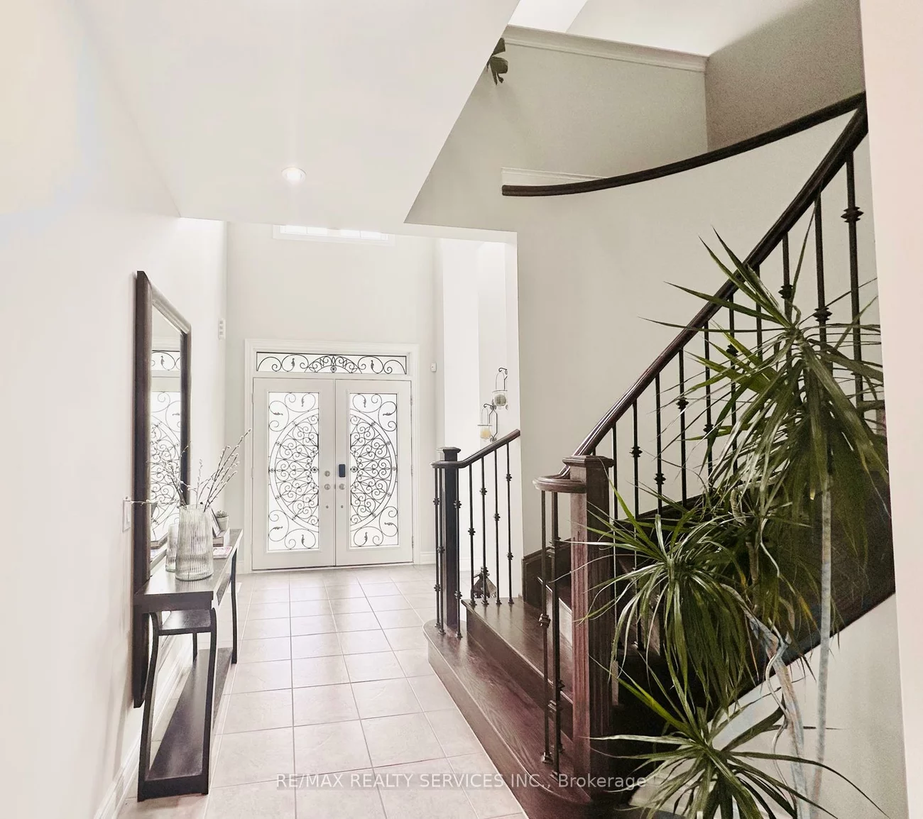 93, Bear Run, Credit Valley, Brampton
