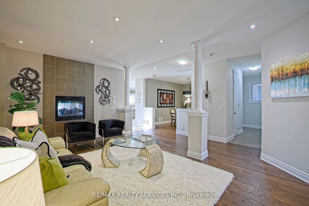 93, Bear Run, Credit Valley, Brampton