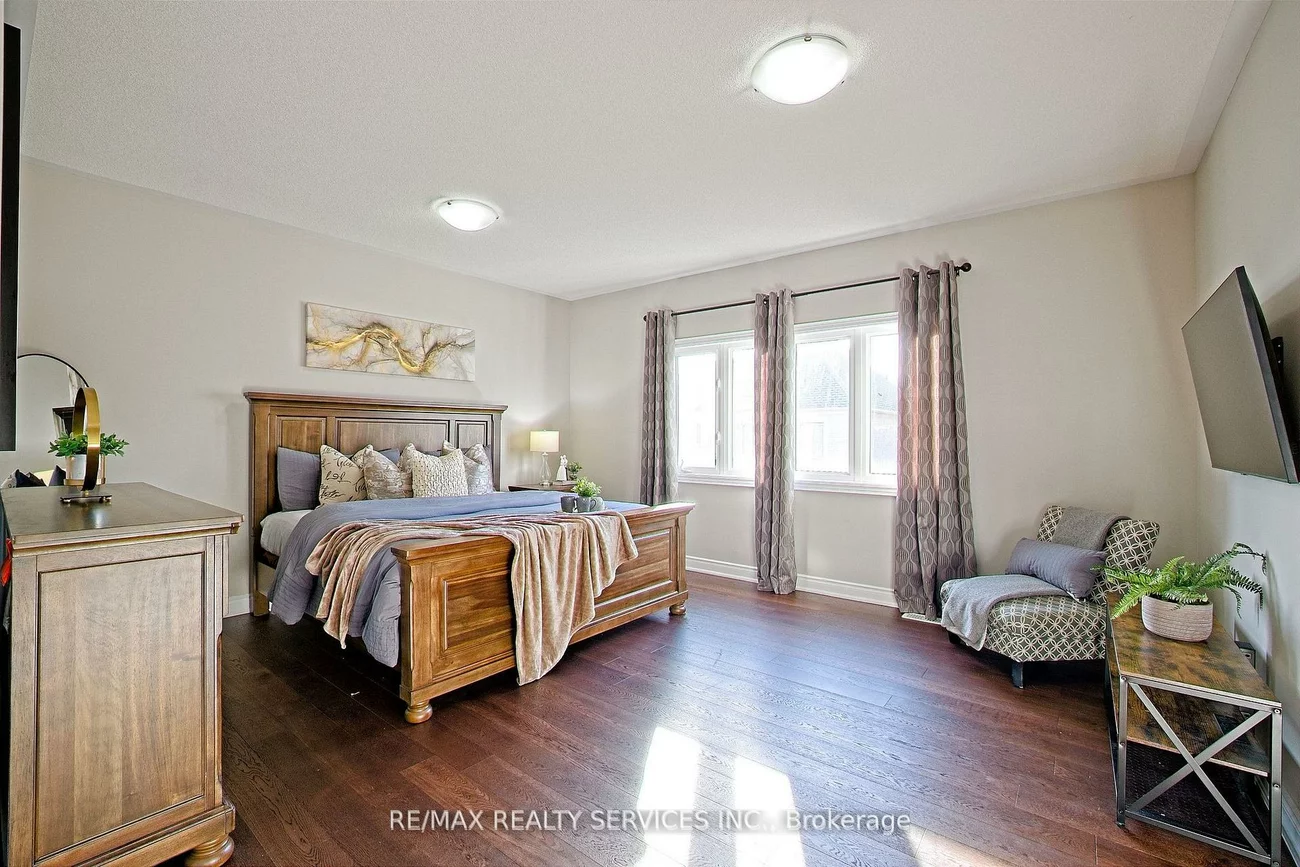 93, Bear Run, Credit Valley, Brampton