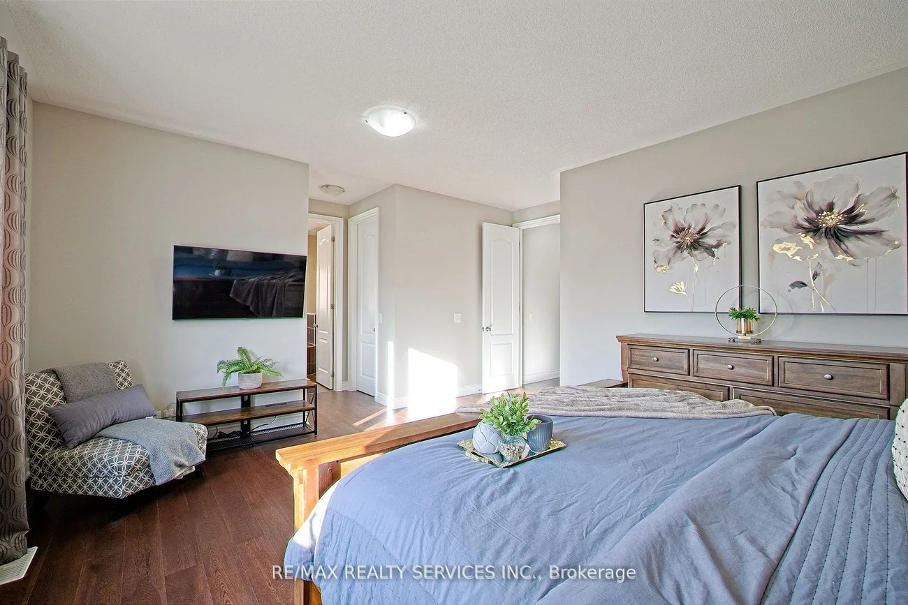 93, Bear Run, Credit Valley, Brampton
