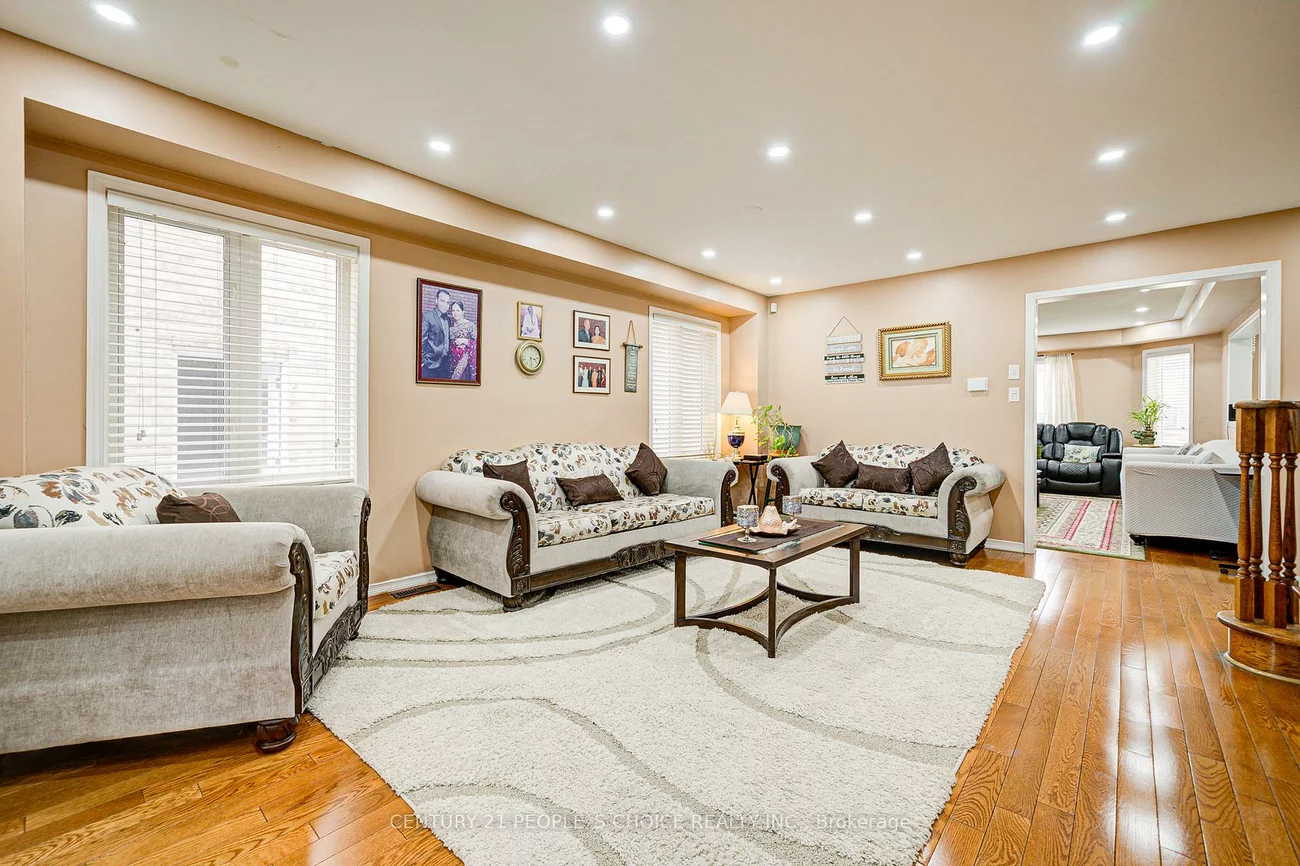 7, Heathbrook, Bram East, Brampton