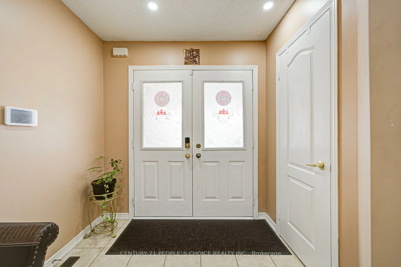 7, Heathbrook, Bram East, Brampton