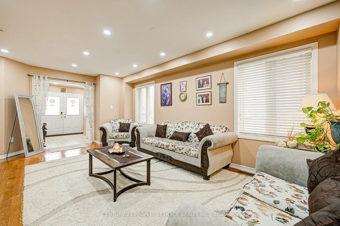 7, Heathbrook, Bram East, Brampton