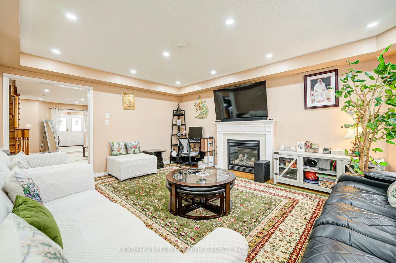 7, Heathbrook, Bram East, Brampton