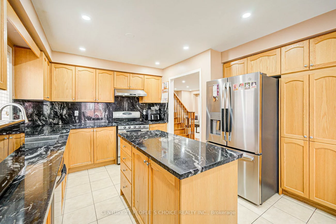 7, Heathbrook, Bram East, Brampton