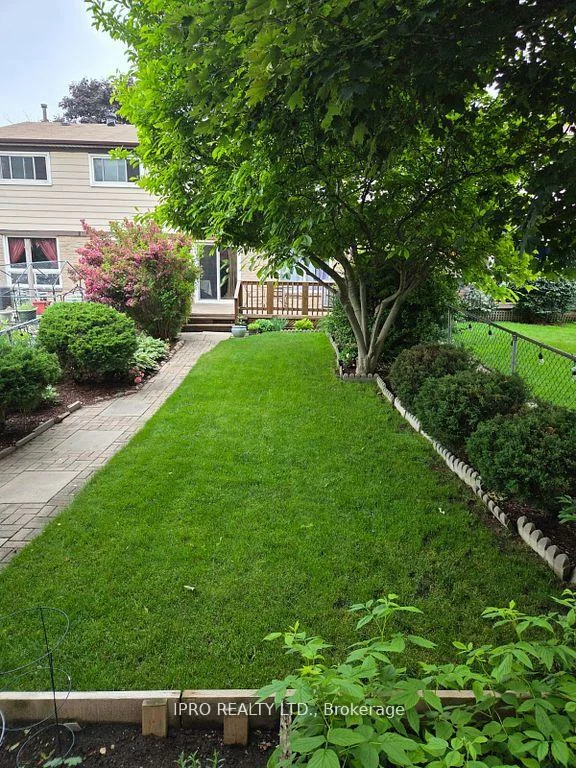 238, Royal Salisbury, Madoc, Brampton