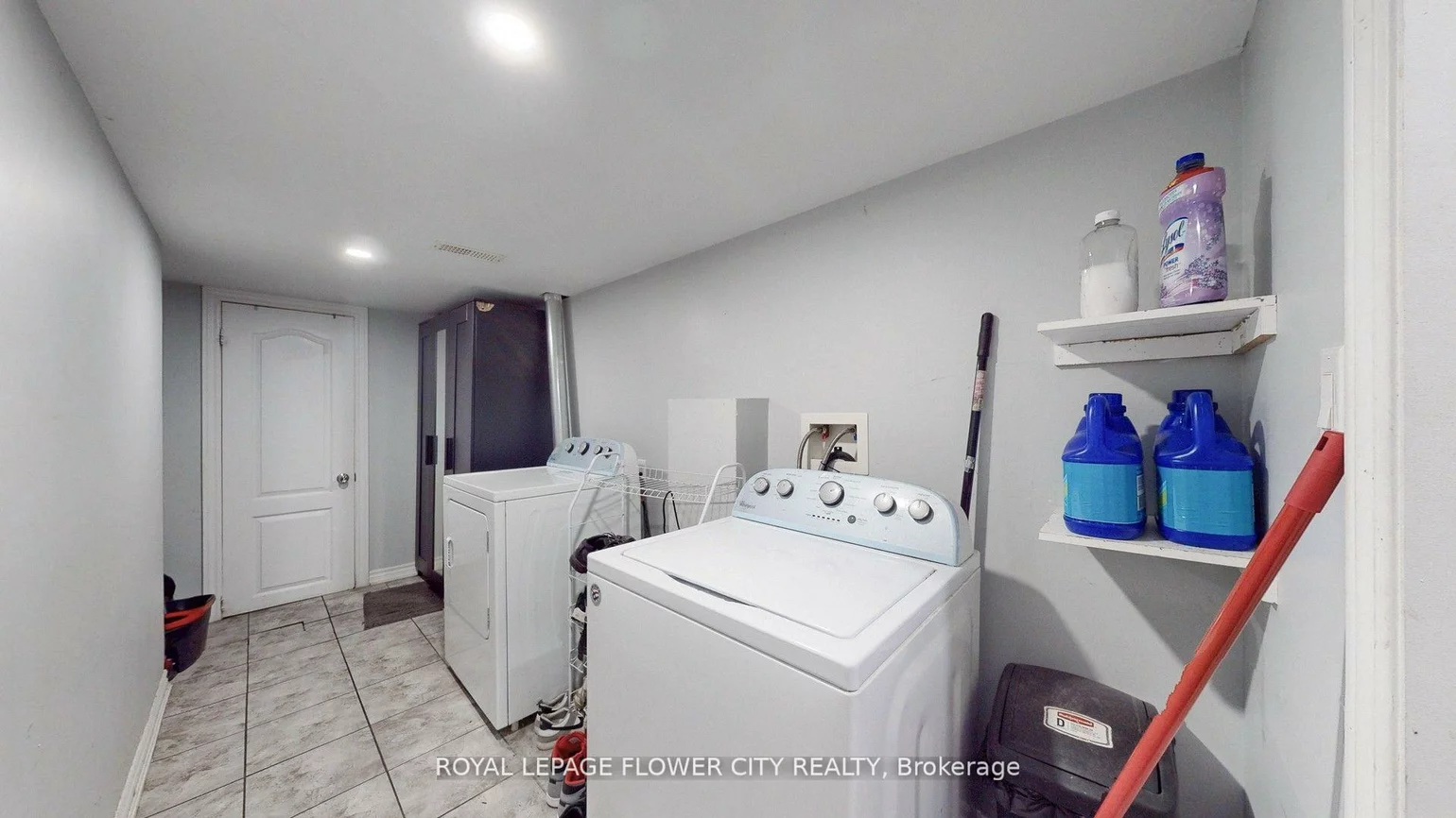 3, Fenchurch, Northwest Brampton, Brampton