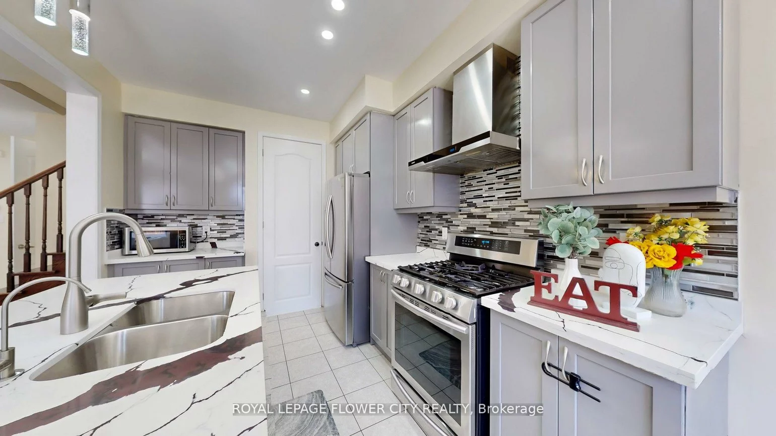 3, Fenchurch, Northwest Brampton, Brampton