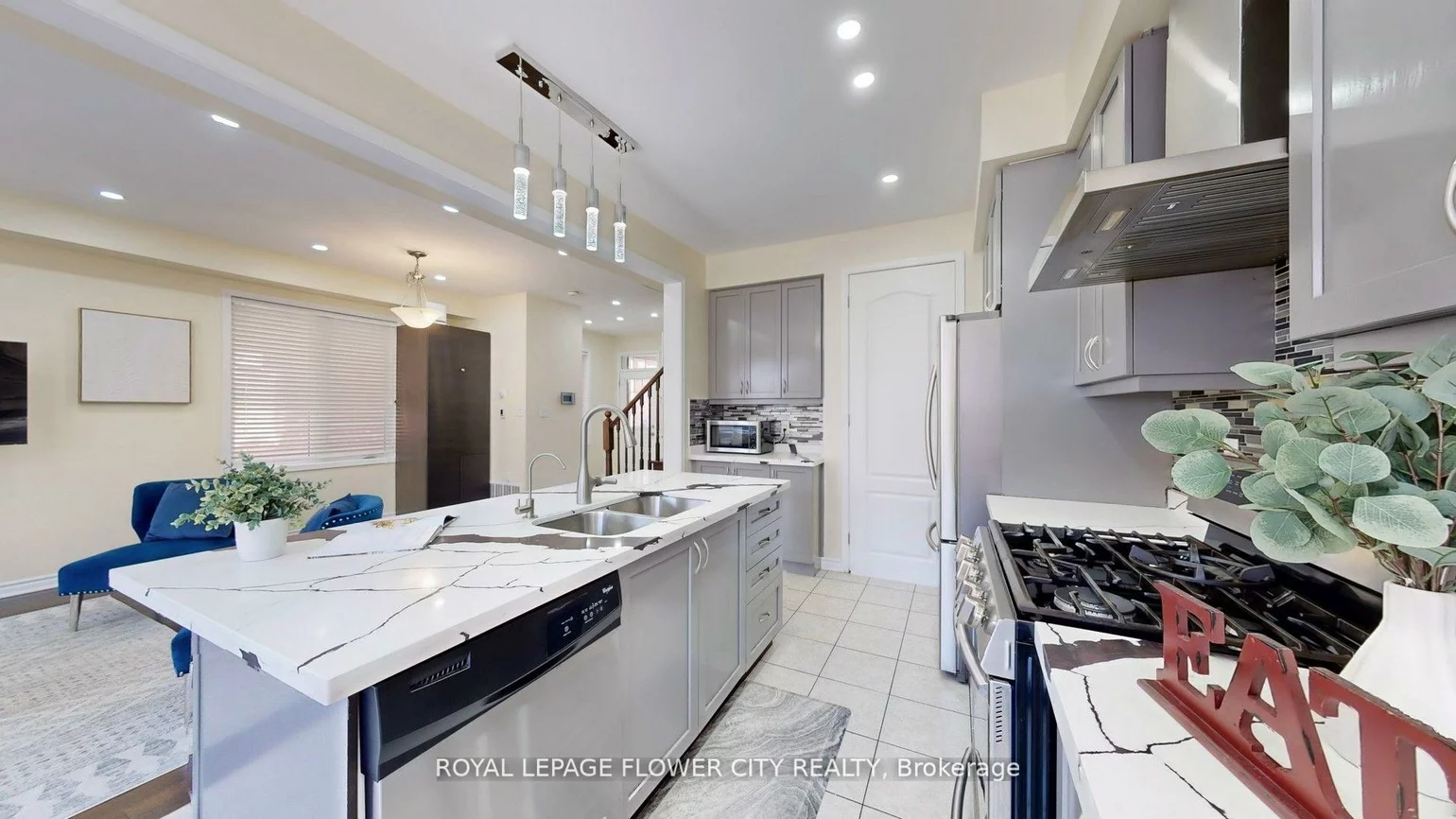3, Fenchurch, Northwest Brampton, Brampton
