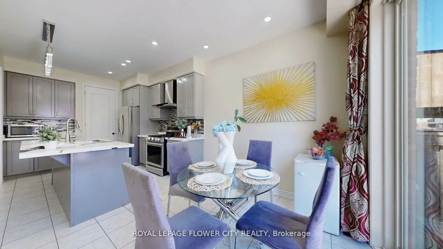 3, Fenchurch, Northwest Brampton, Brampton