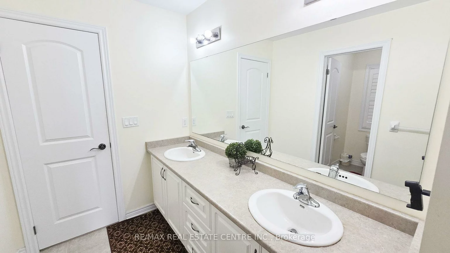 2, Buchanan, Credit Valley, Brampton