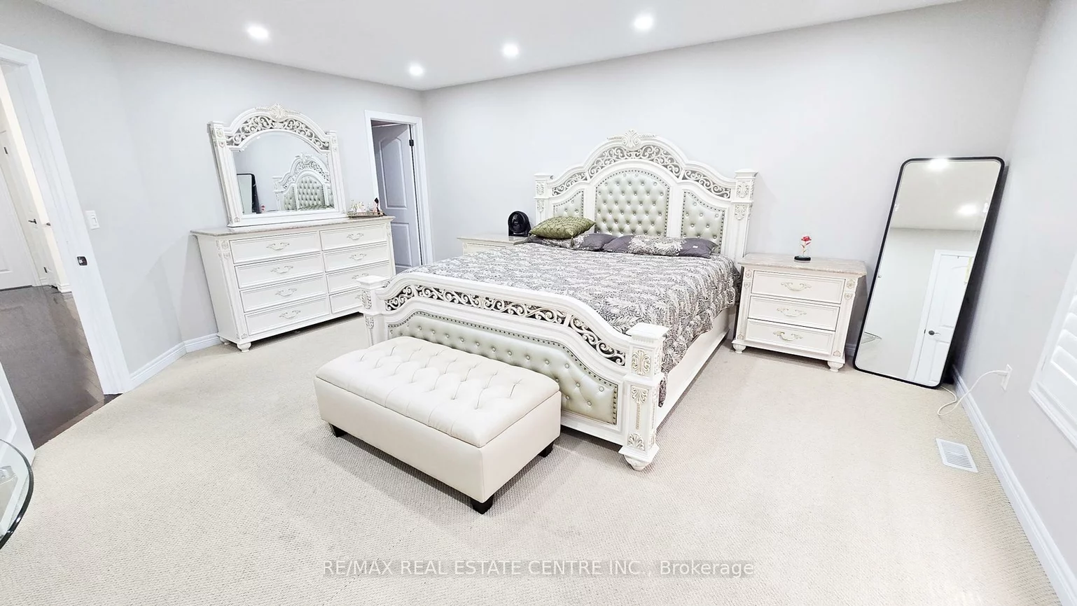 2, Buchanan, Credit Valley, Brampton
