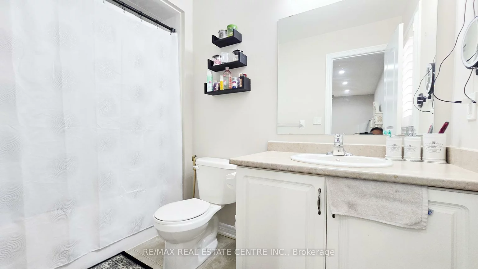 2, Buchanan, Credit Valley, Brampton