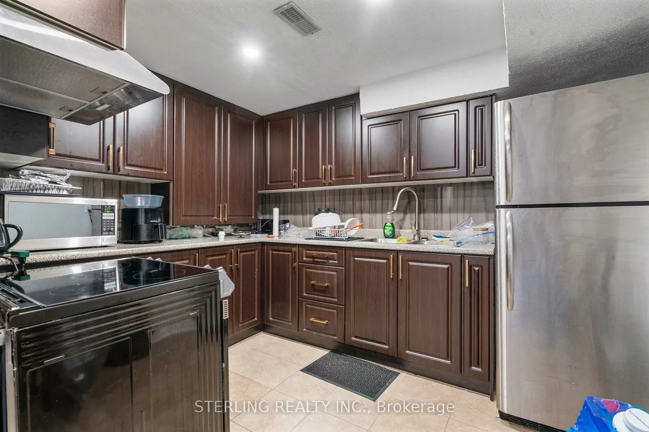 21, Foxacre, Madoc, Brampton