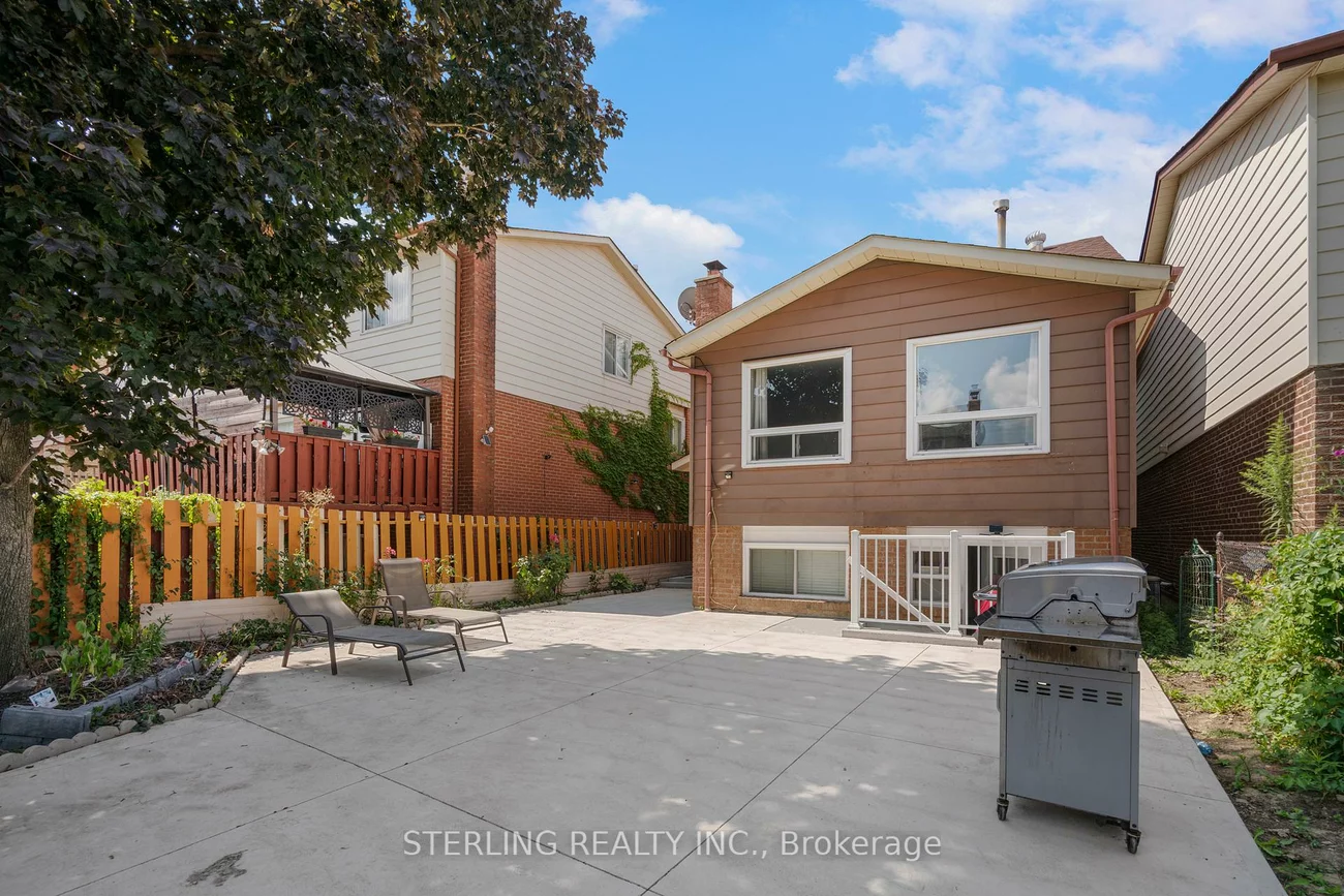 21, Foxacre, Madoc, Brampton