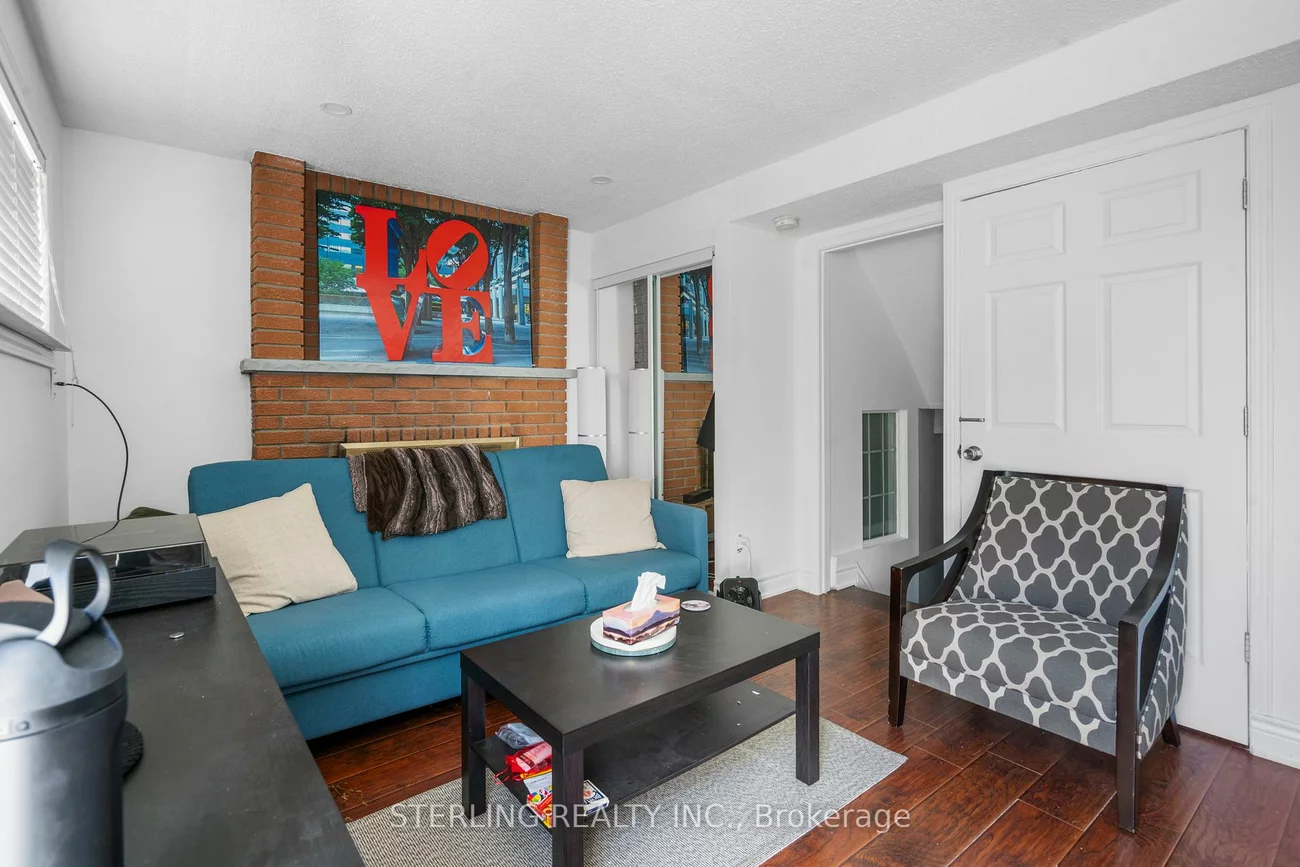 21, Foxacre, Madoc, Brampton