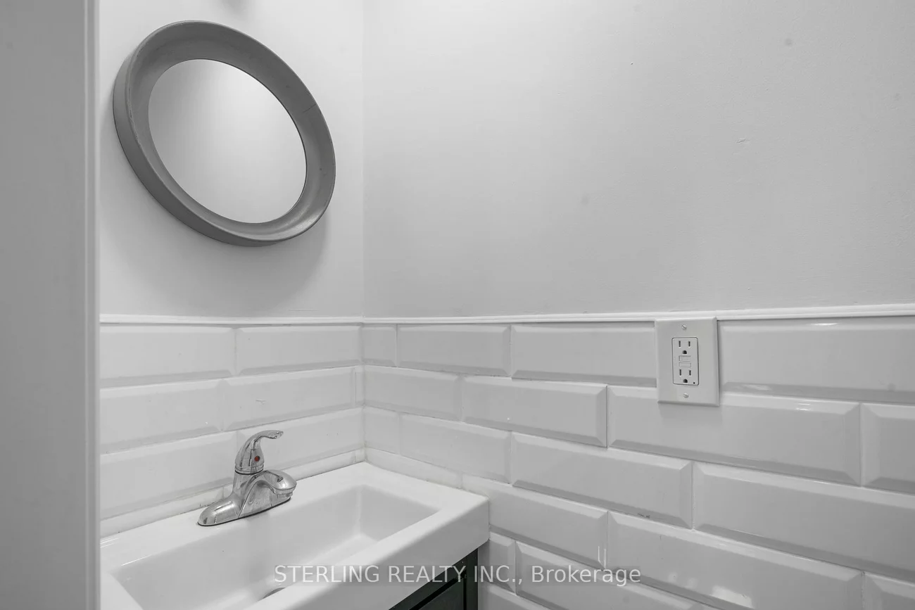21, Foxacre, Madoc, Brampton
