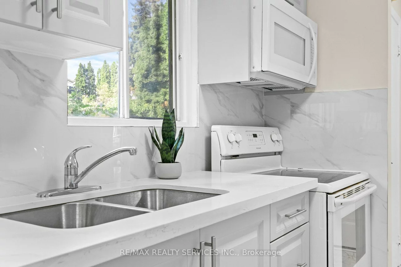 68, Montjoy, Central Park, Brampton