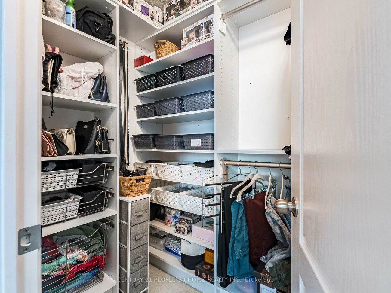 4, Dunley, Credit Valley, Brampton