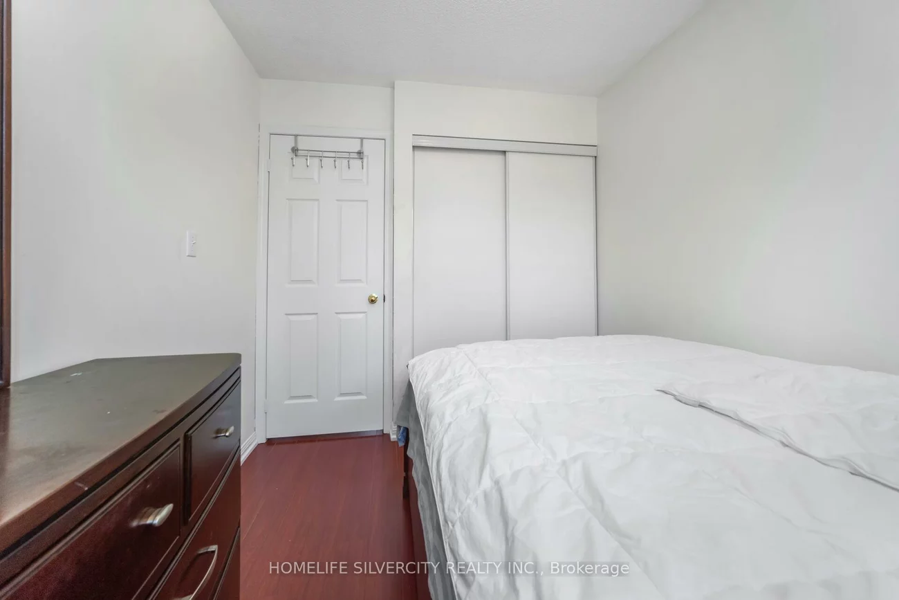 85, Dandelion, Sandringham-Wellington, Brampton
