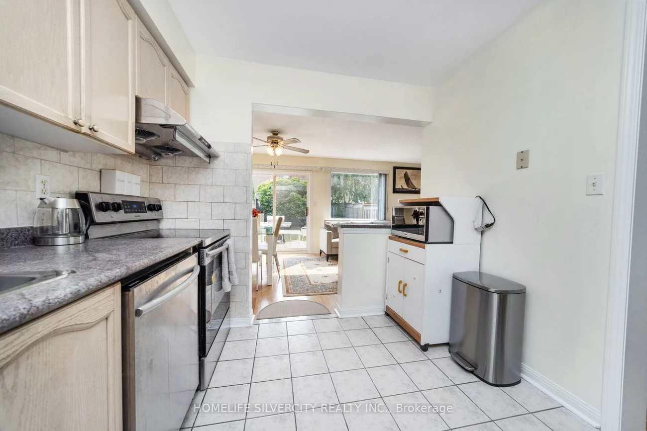 85, Dandelion, Sandringham-Wellington, Brampton