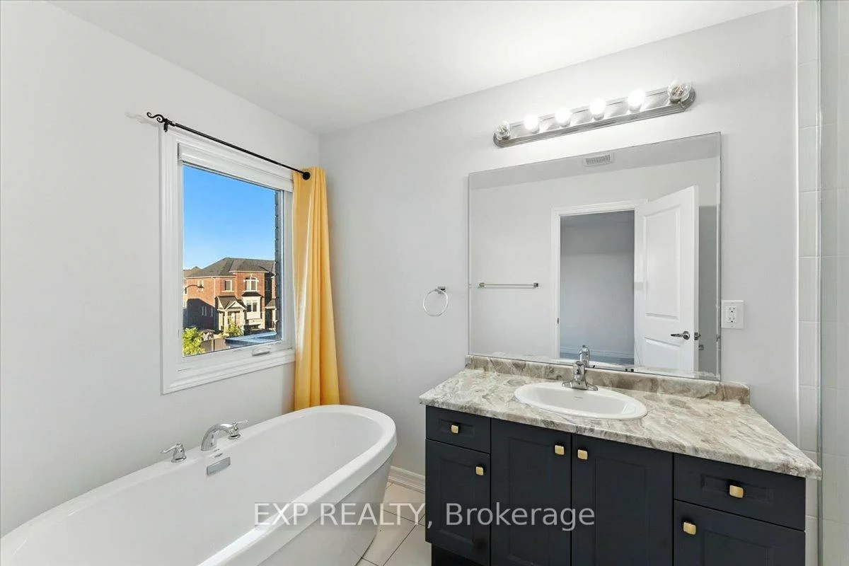 59, Gemma, Heart Lake West, Brampton