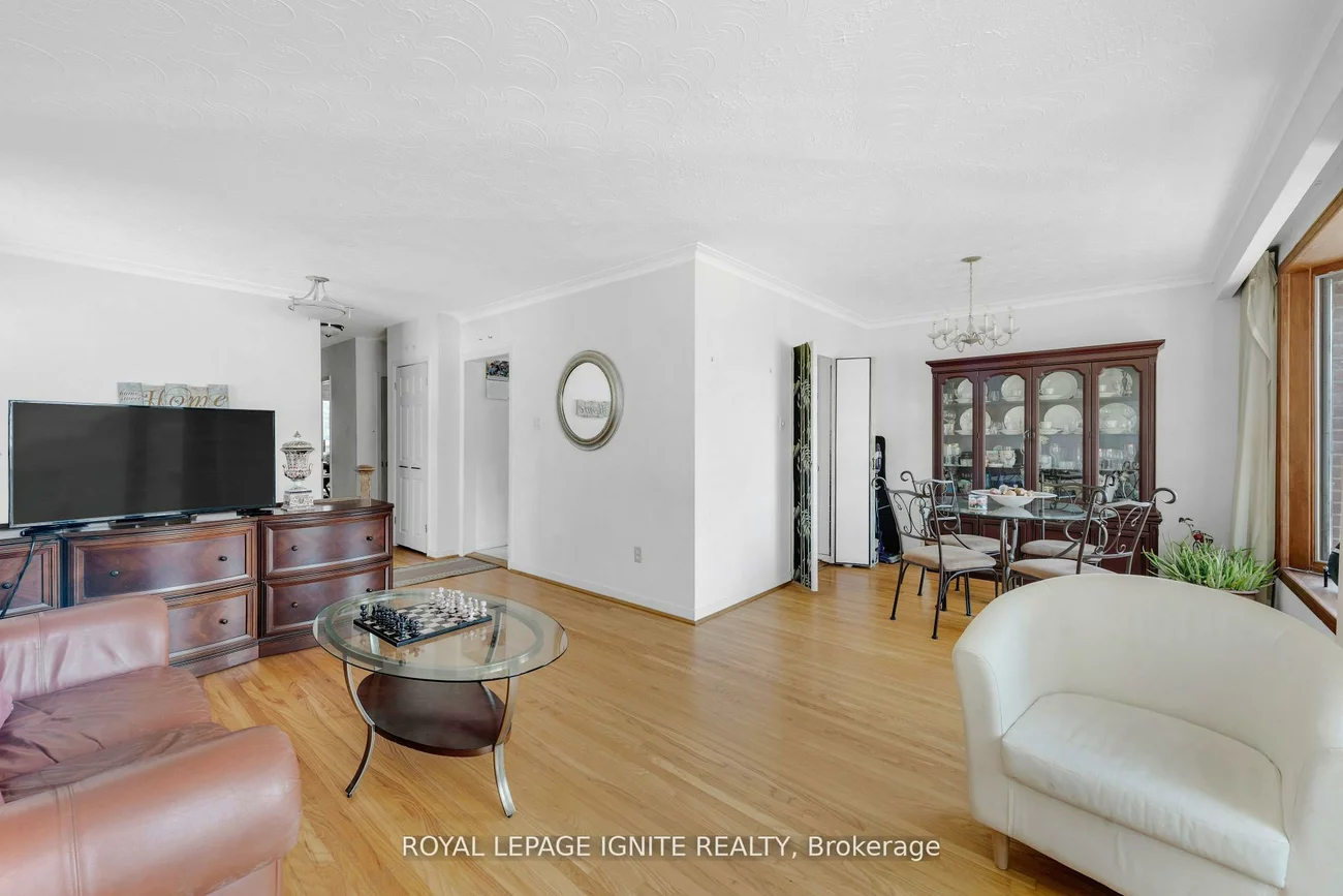 60, Kimbark, Northwood Park, Brampton