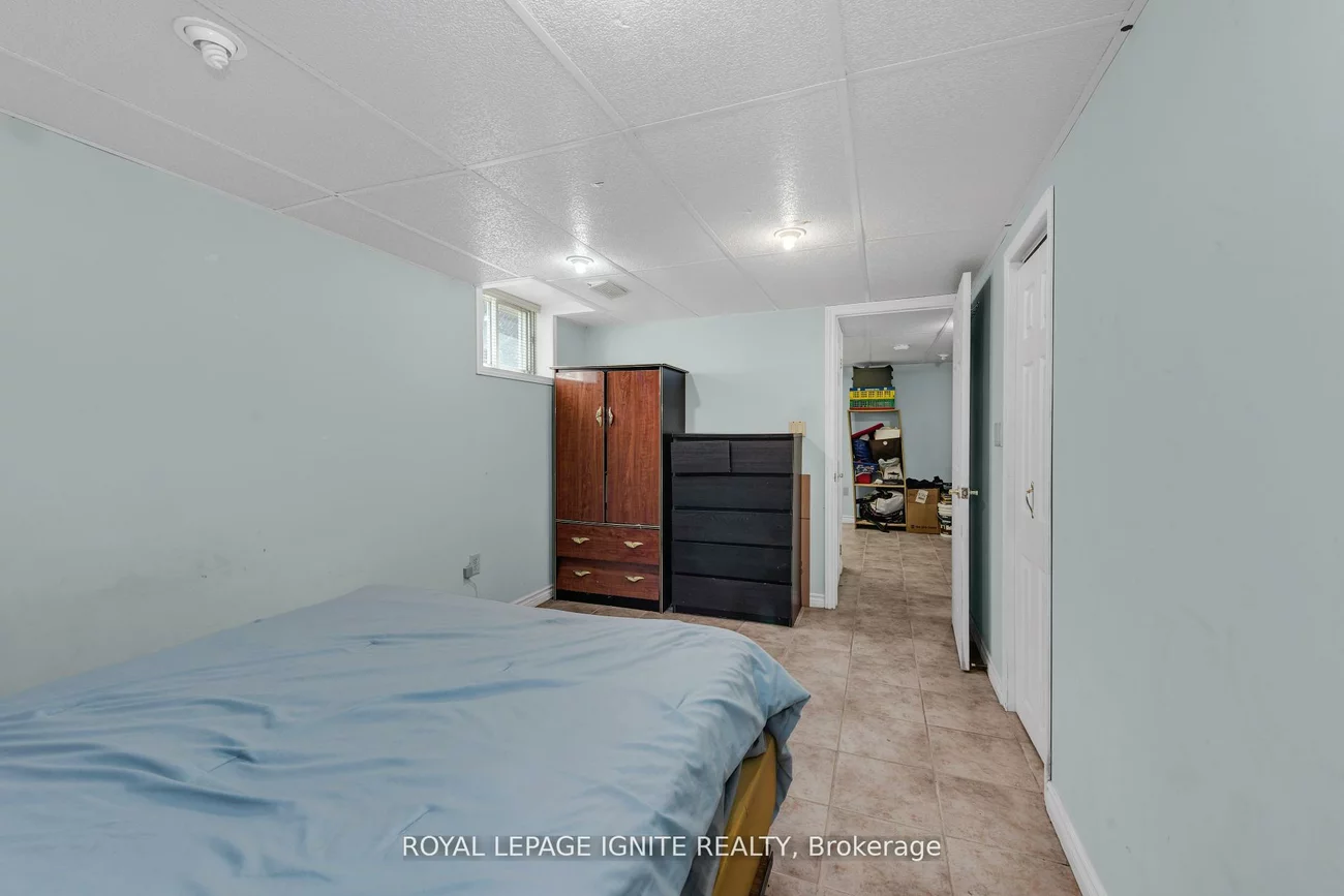 60, Kimbark, Northwood Park, Brampton