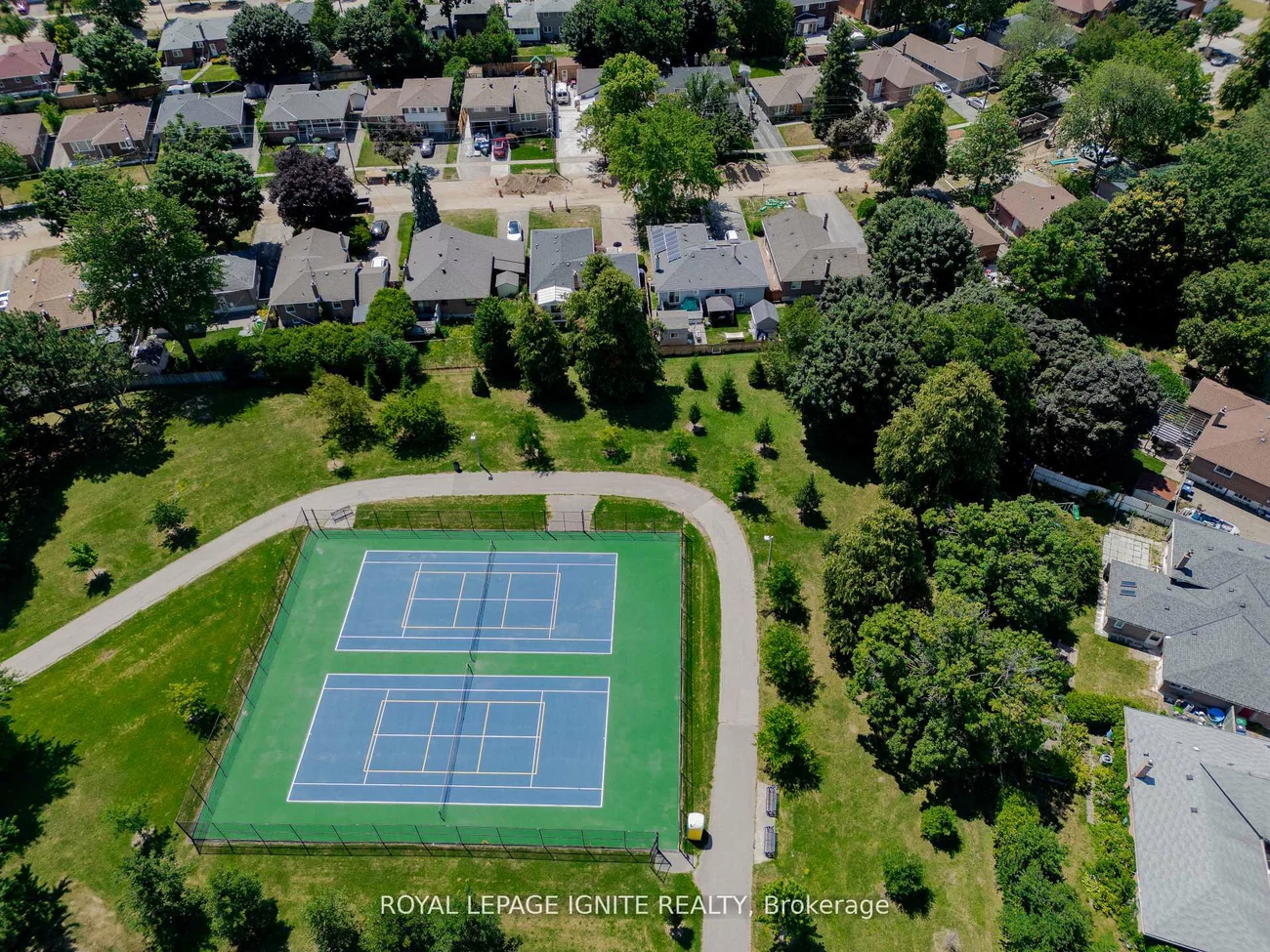 60, Kimbark, Northwood Park, Brampton