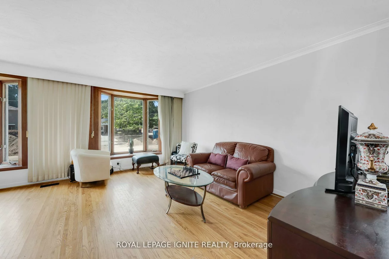 60, Kimbark, Northwood Park, Brampton