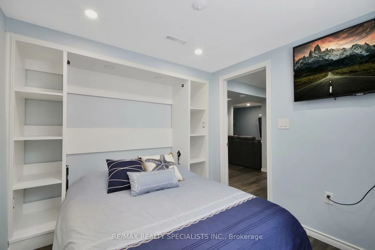 65, Charters, Madoc, Brampton