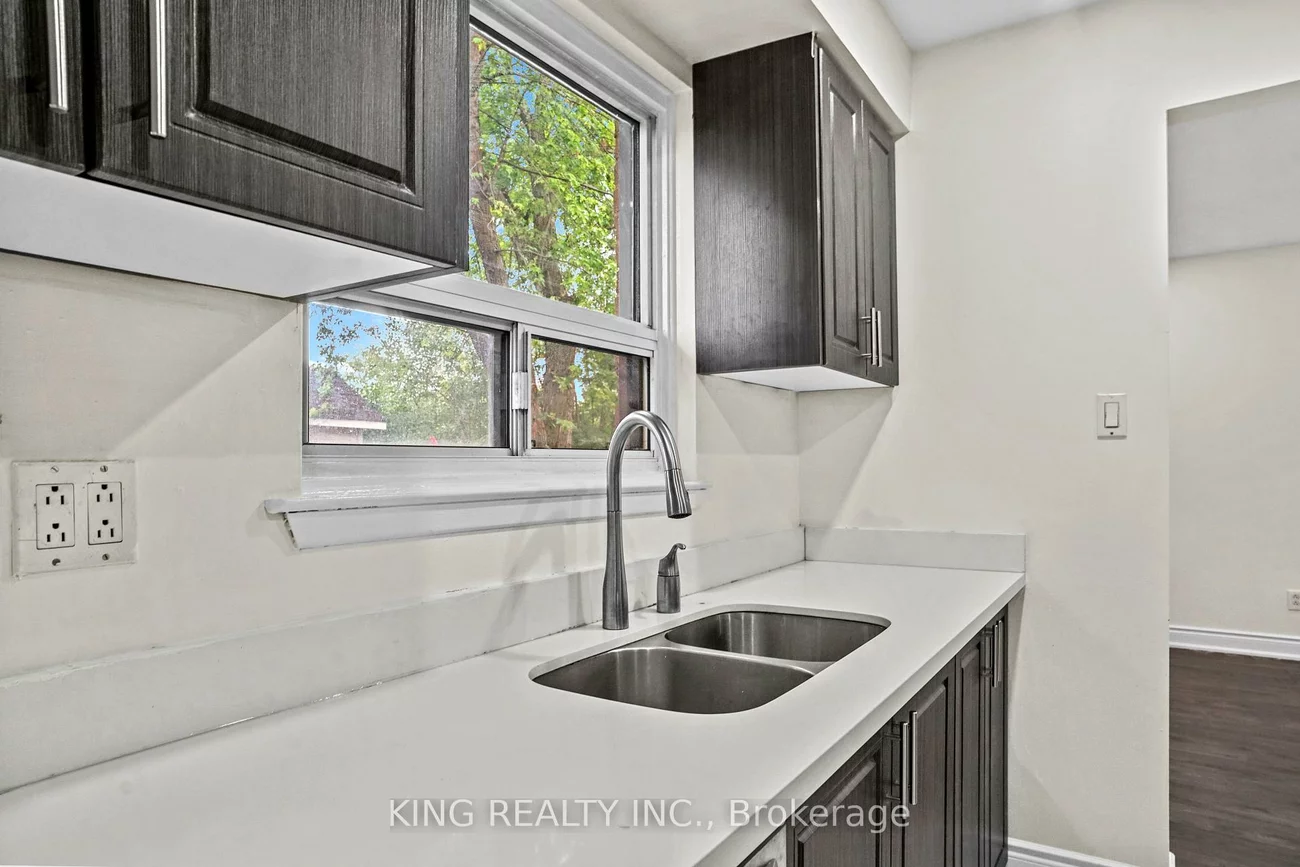 16, Wimbledon, Brampton North, Brampton