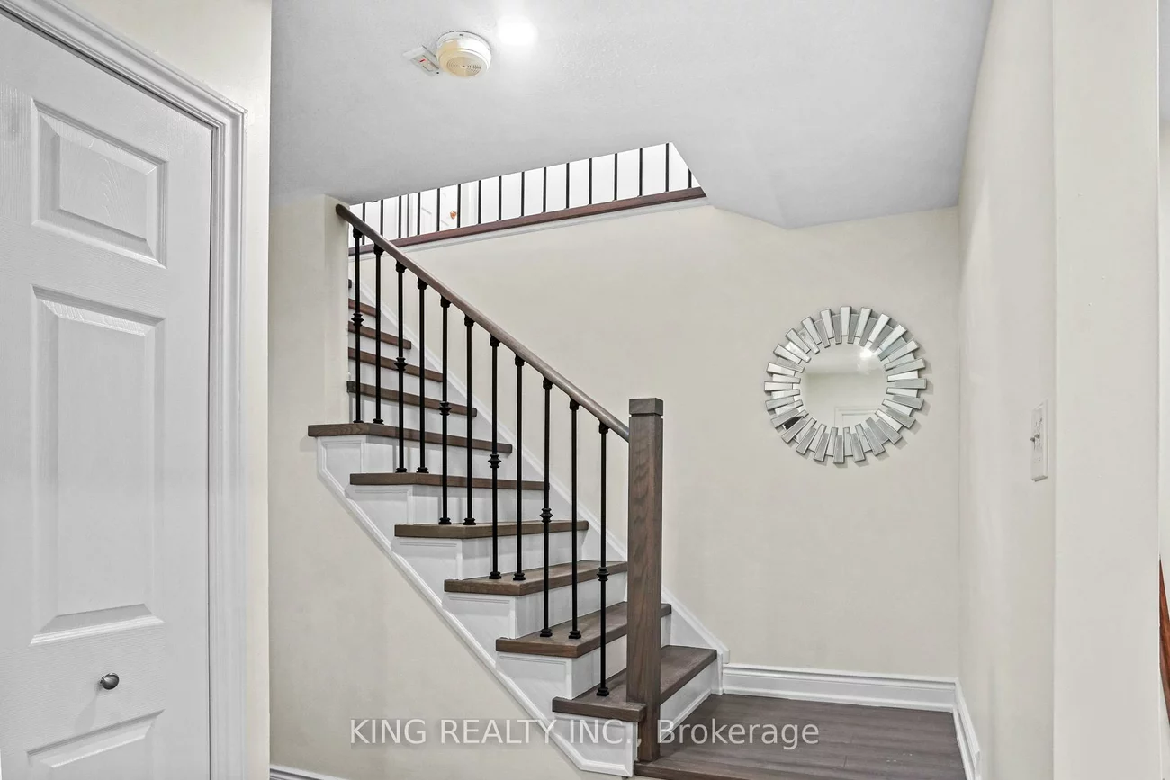 16, Wimbledon, Brampton North, Brampton
