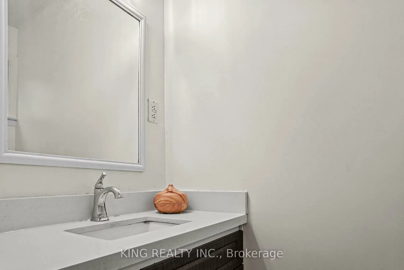 16, Wimbledon, Brampton North, Brampton