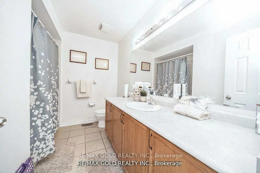 36, Roxton, Fletcher's Meadow, Brampton