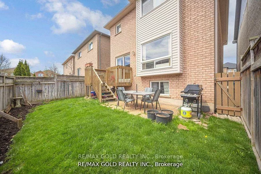 36, Roxton, Fletcher's Meadow, Brampton