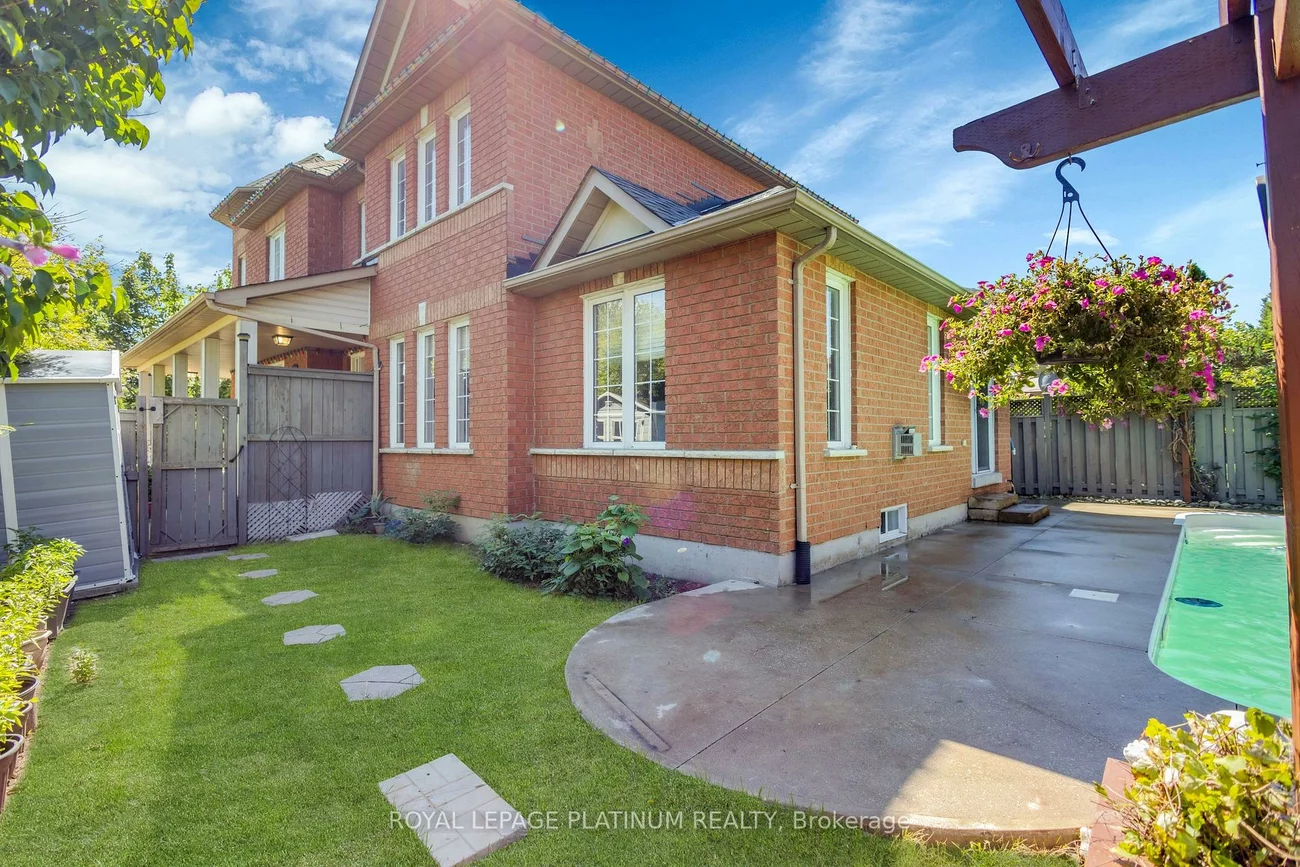 76, Baha, Fletcher's Meadow, Brampton