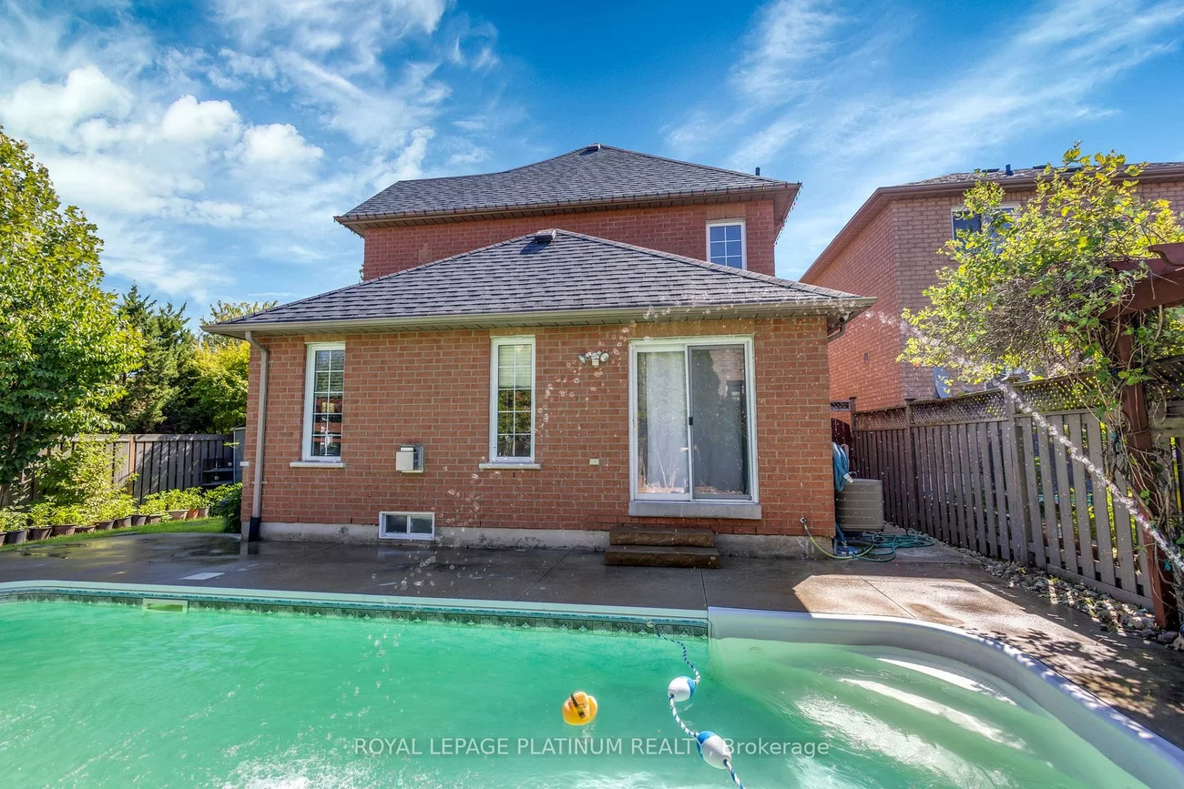 76, Baha, Fletcher's Meadow, Brampton