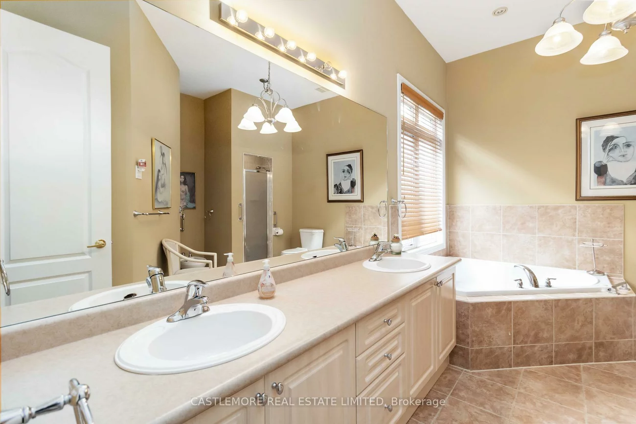 39, Saint Hubert, Vales of Castlemore, Brampton