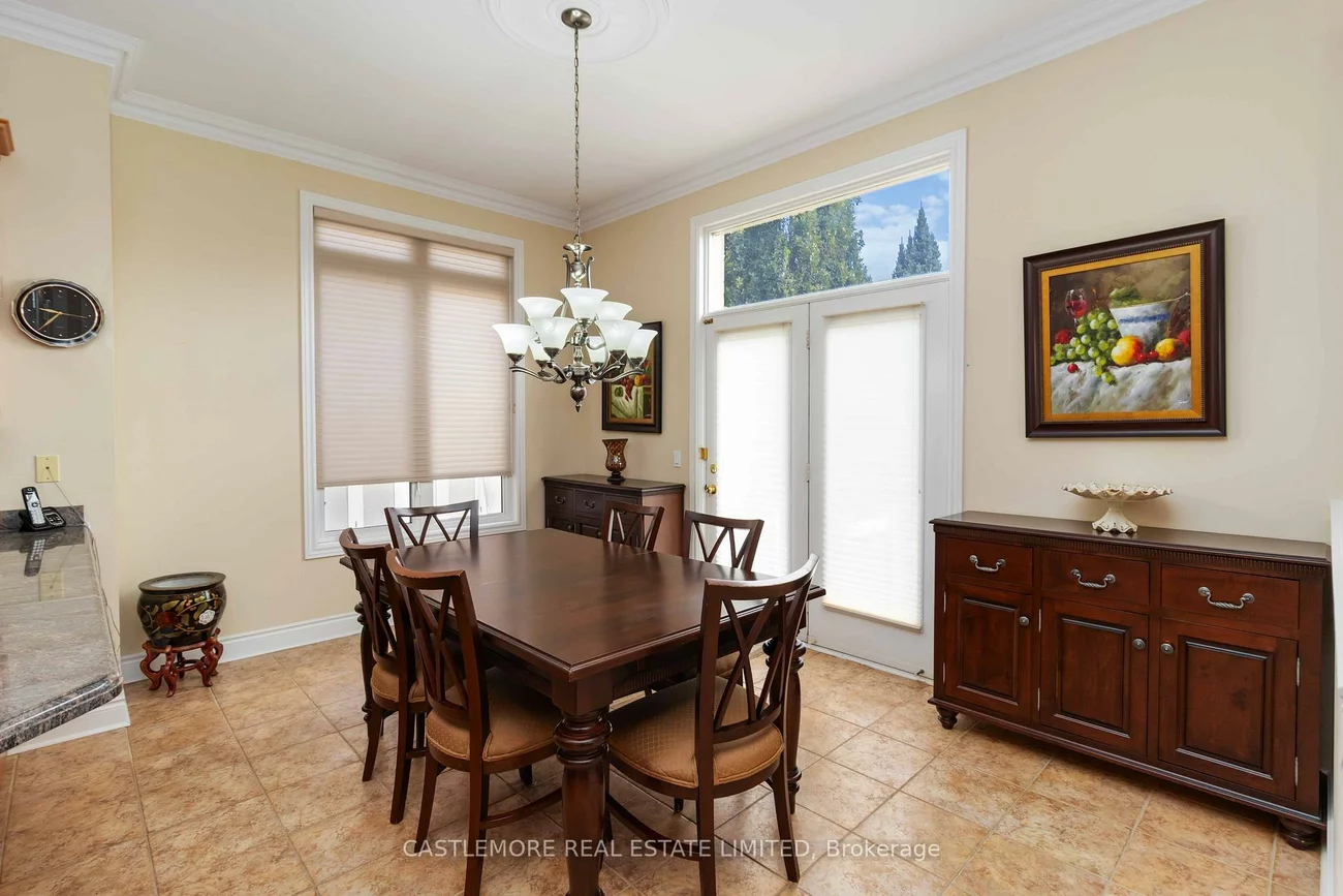 39, Saint Hubert, Vales of Castlemore, Brampton