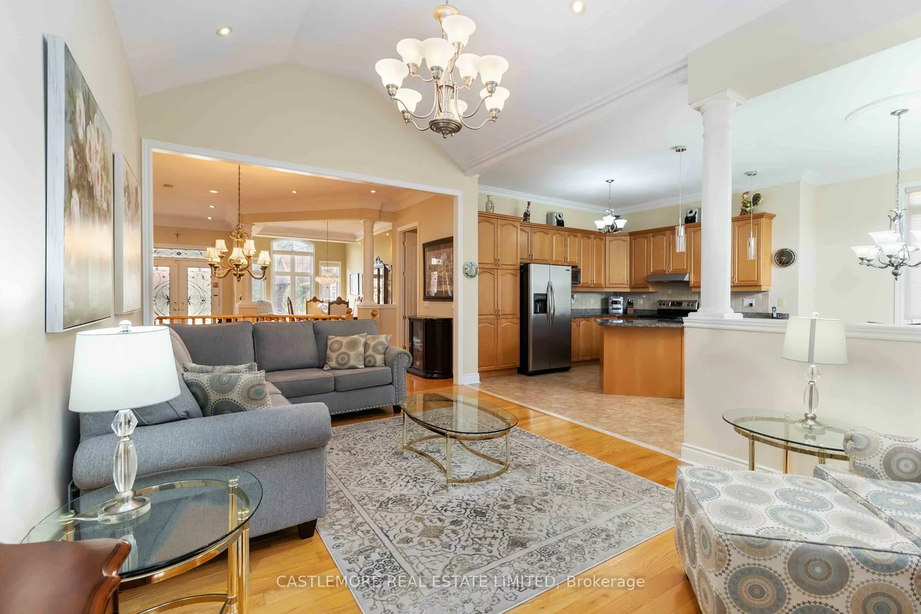 39, Saint Hubert, Vales of Castlemore, Brampton