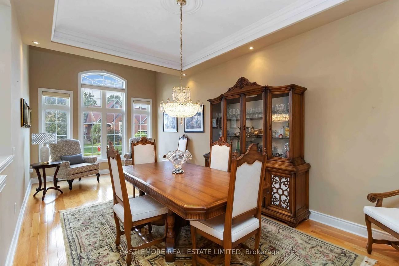 39, Saint Hubert, Vales of Castlemore, Brampton