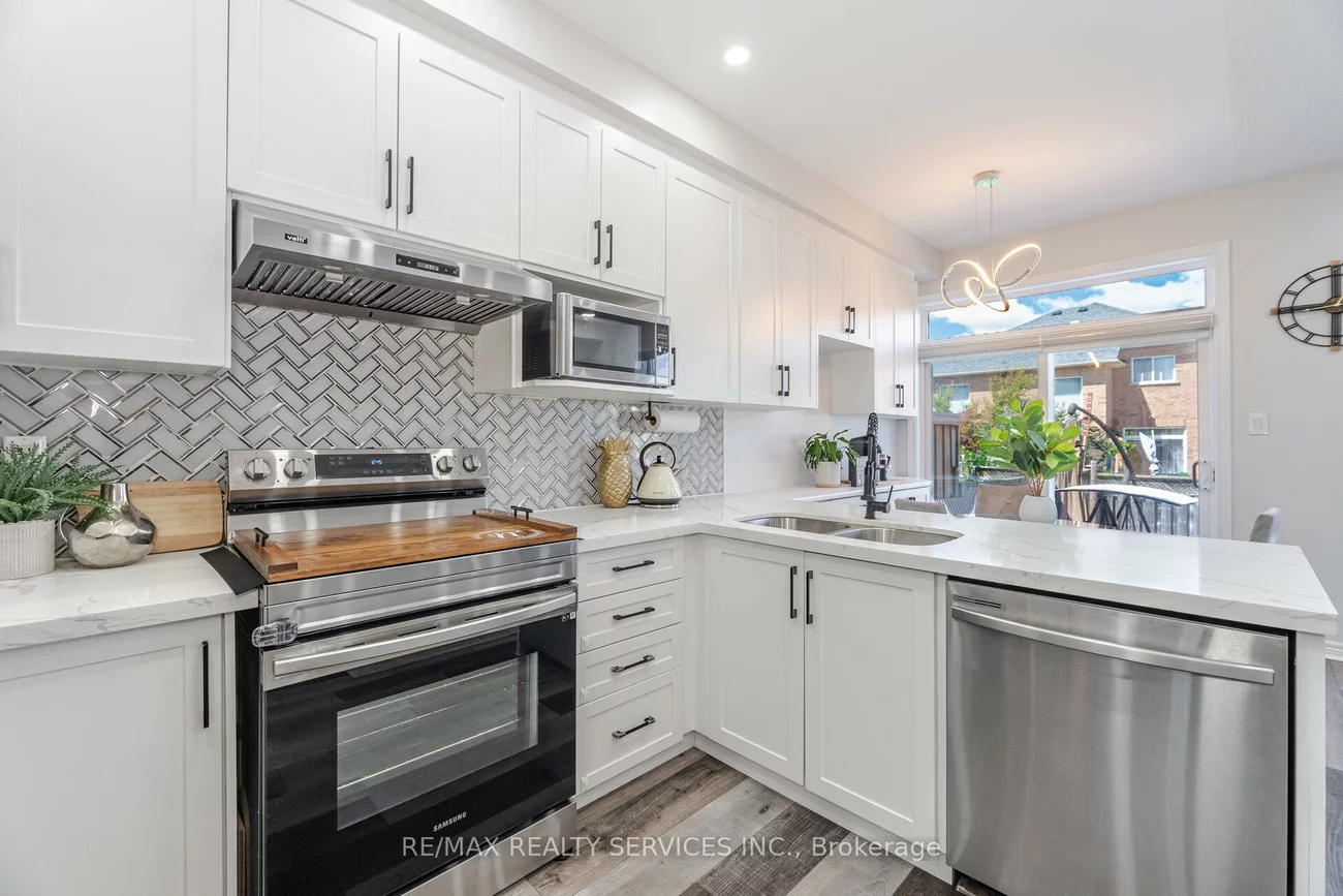 10, Martree, Madoc, Brampton