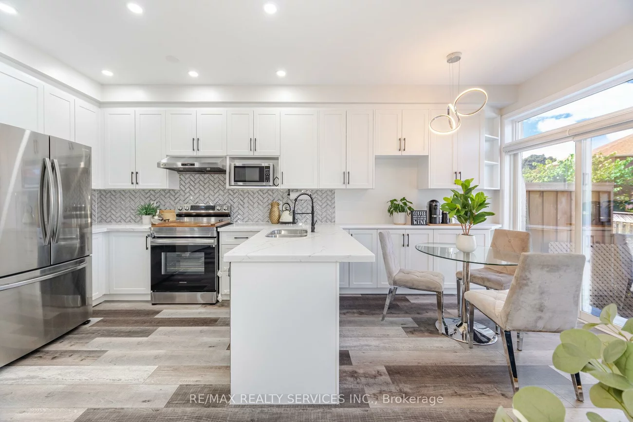 10, Martree, Madoc, Brampton