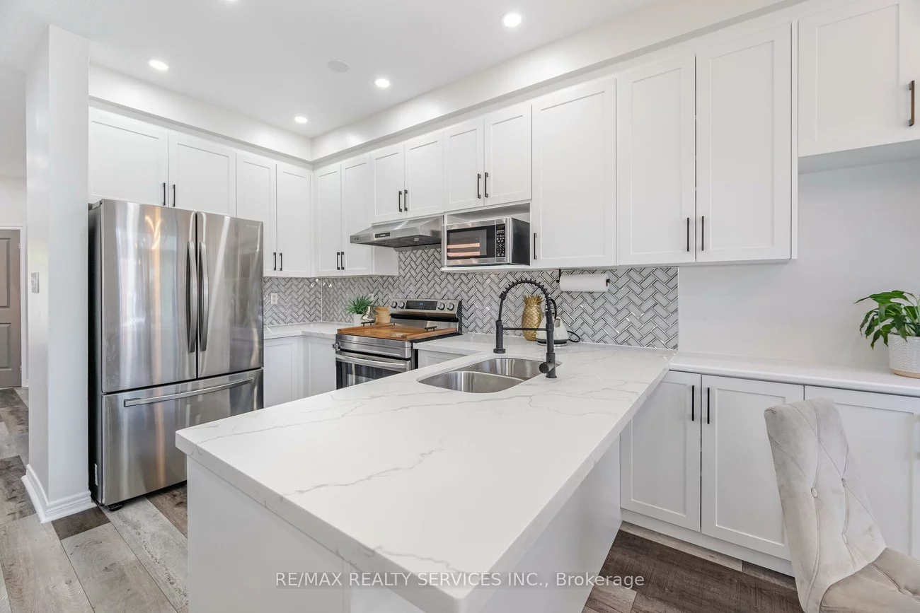 10, Martree, Madoc, Brampton