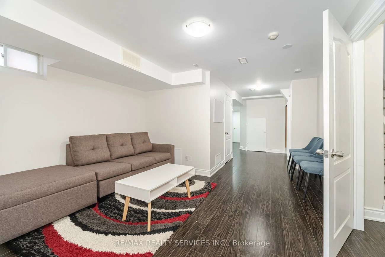 10, Martree, Madoc, Brampton