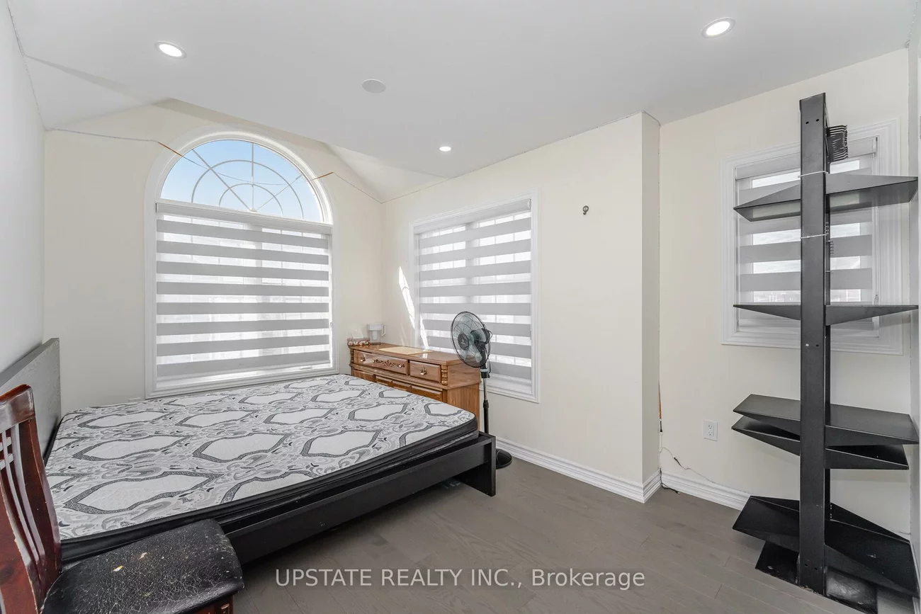 2, Jenwood, Sandringham-Wellington North, Brampton